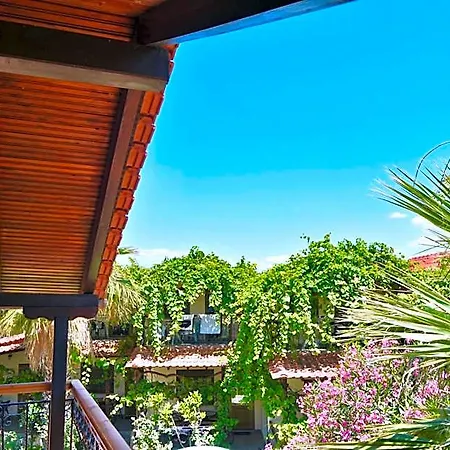 Hotel Oneiro Zois 4*