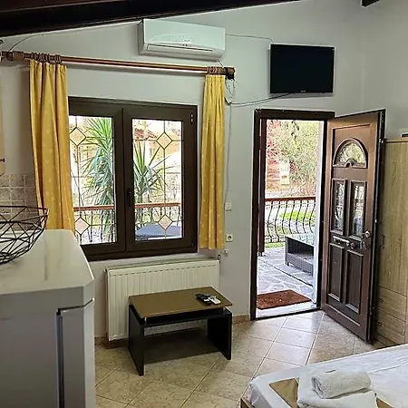 Hotel Oneiro Zois 4*